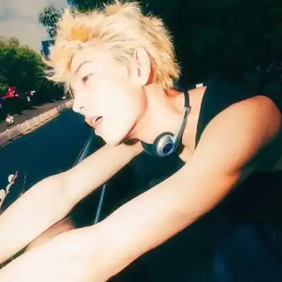 独家爆料,曼联领衔多,豪门争抢詹,开云体育,开云体育官网,开云体育app,开云体育app下载